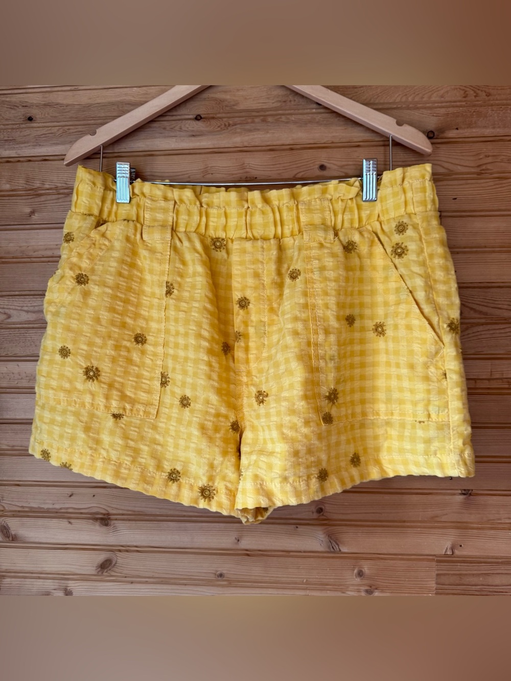 Time & Tru Shorts Butter Yellow Gingham Embroidered Flowers Large 12-14 Coquette